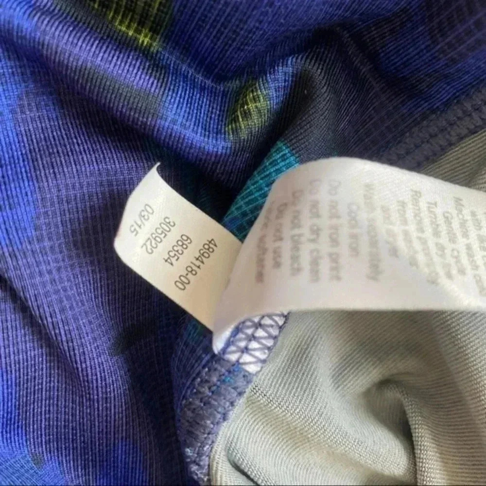 Athleta Camo Be Free Knicker Crop Leggings Blue - Picture 4 of 15